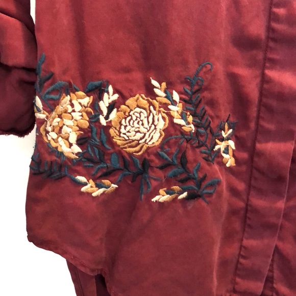 Embroidered Tunic - Picture 4 of 4